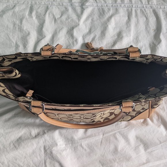 Authentic Coach Canvas Bag - Picture 3 of 6